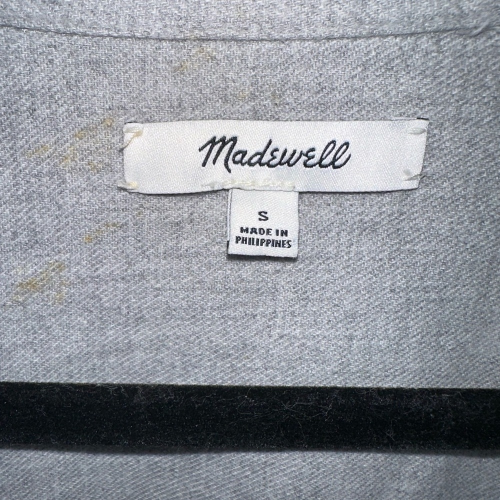 Madewell button down - Picture 2 of 4